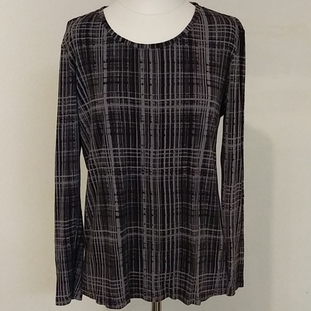🌟 Daisy Fuentes Grey Shirt Size XL
